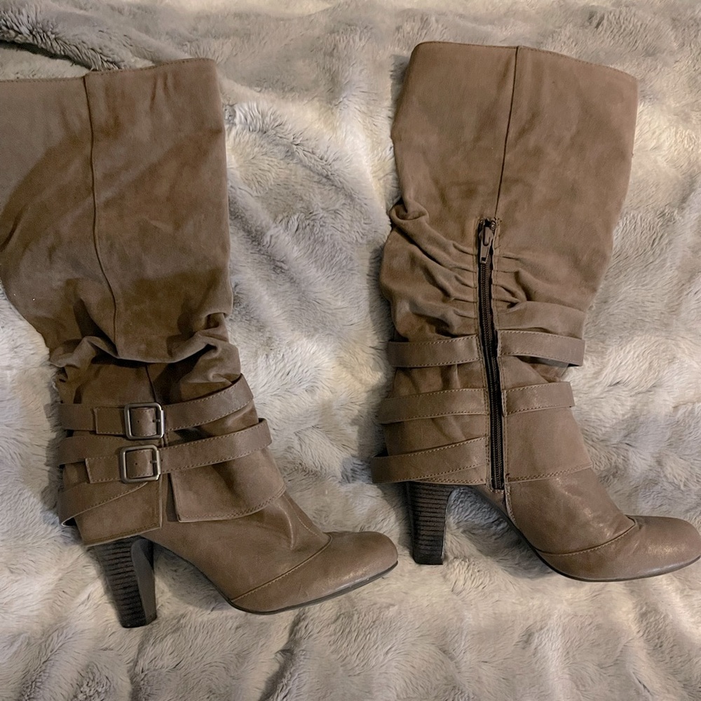 Fergalicious woman’s boots